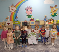Тематический день "Русской берёзки" Тематический день "Русской берёзки".