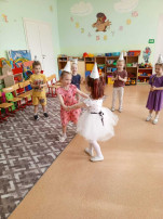 С днем рождения С днем рождения.